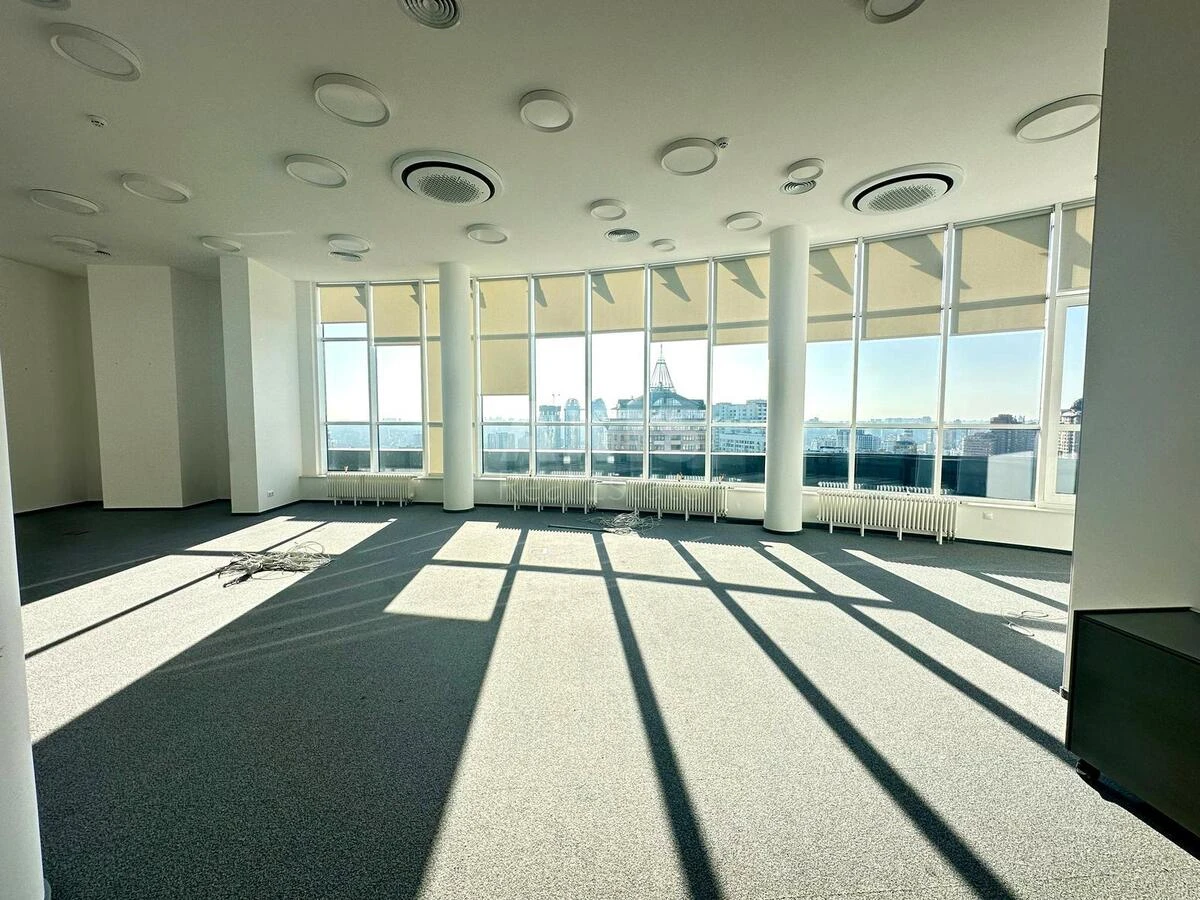 Office bul. Lesi Ukrai'nky 23, 700m26780916