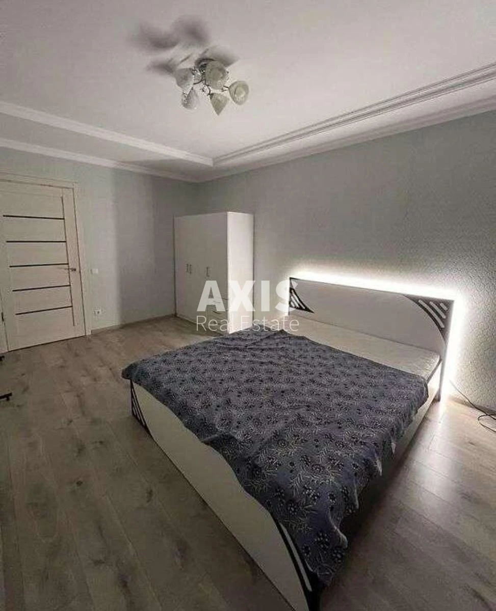 3k apartment vul. Yulia Zdanovska 36В259072