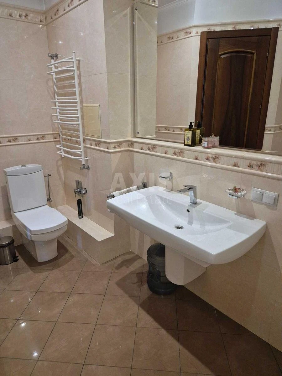3к квартира ул. Василия Тютюнника 167085013