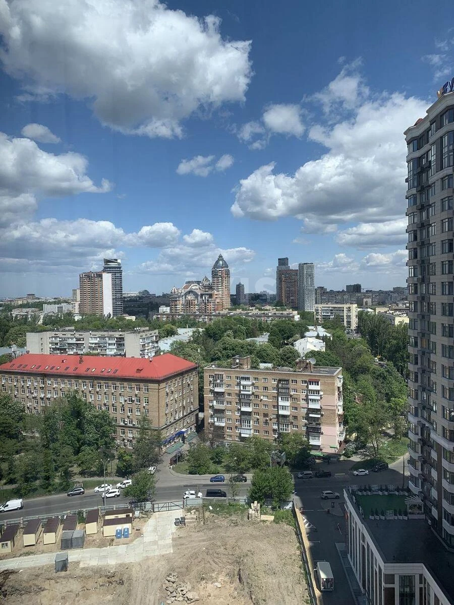 Office vul. Jevgena Konoval'cja 32А, 290m27086119