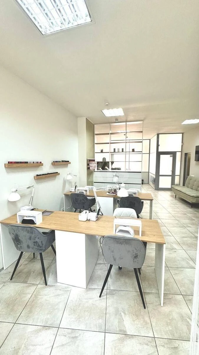 Trade object vul. Ernsta Fedora 16, 72m2667460