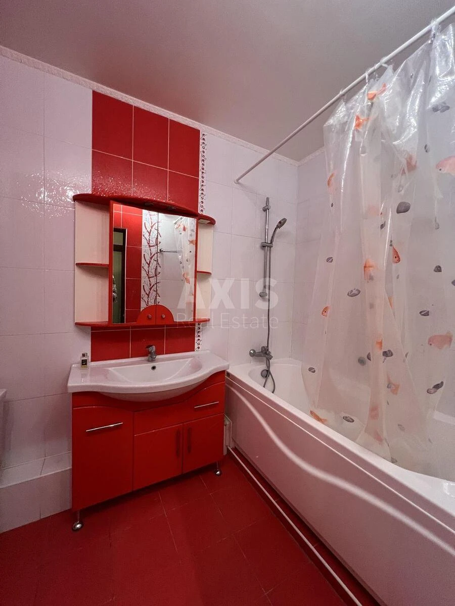 2k apartment vul. Sribnokil's'ka 1680935