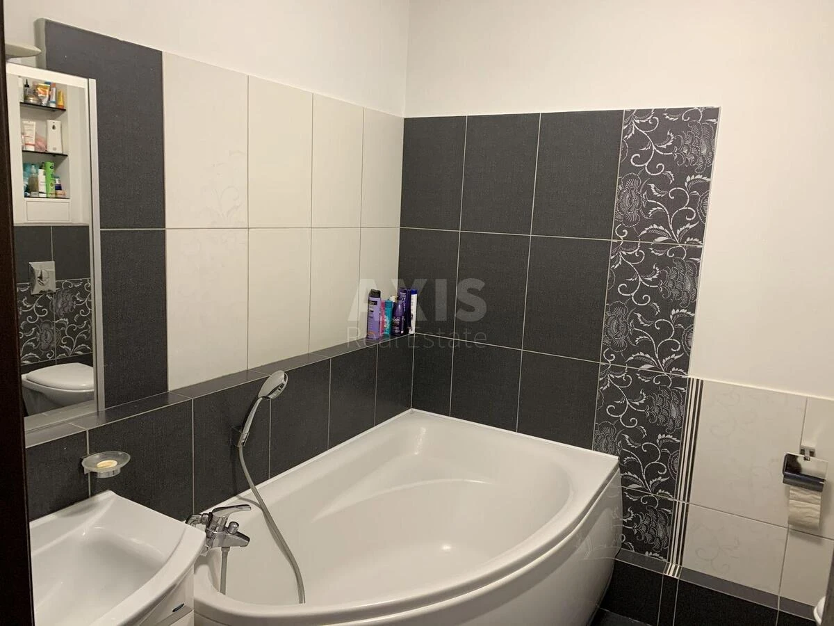 2k apartment vul. Ushakova Mykoly 1А617766