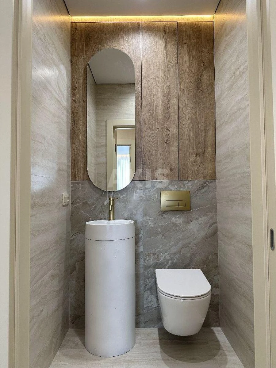 2k apartment vul. Prychal'na 126963611