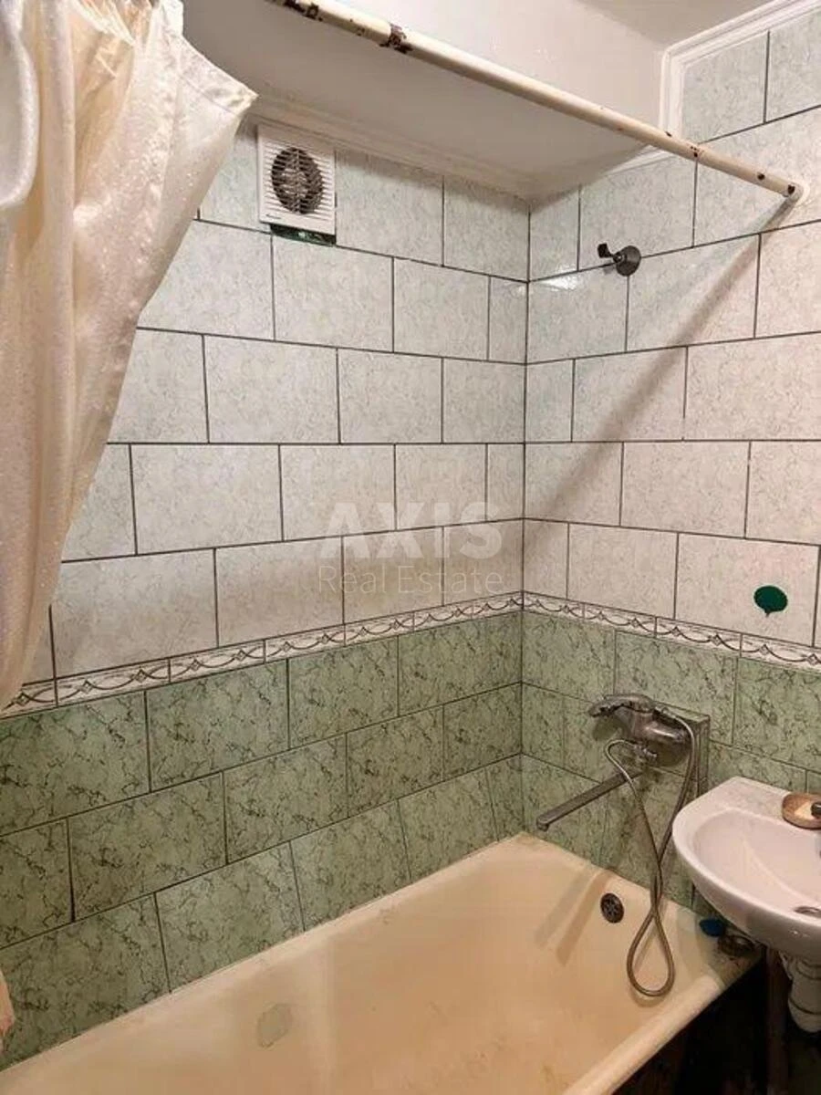 2k apartment vul. Bratyslavs'ka 18Б641874