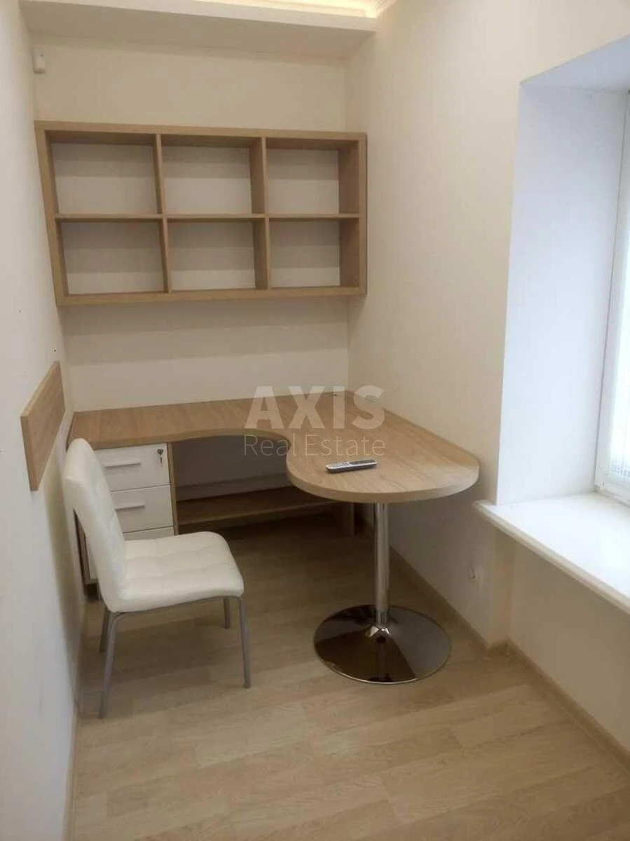 Офис ул. Печенежская 16, 350м26351715