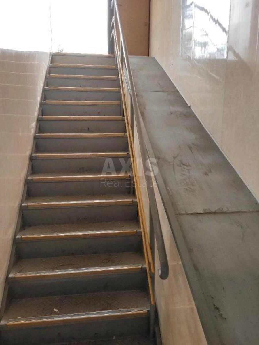 Trade object vul. Jordans'ka 20, 133m2587412