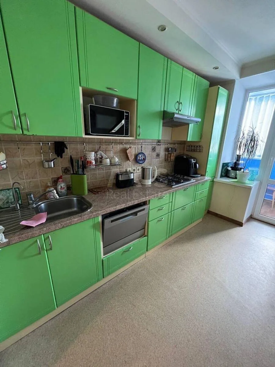 2k apartment vul. Hmel'nyc'ka 10