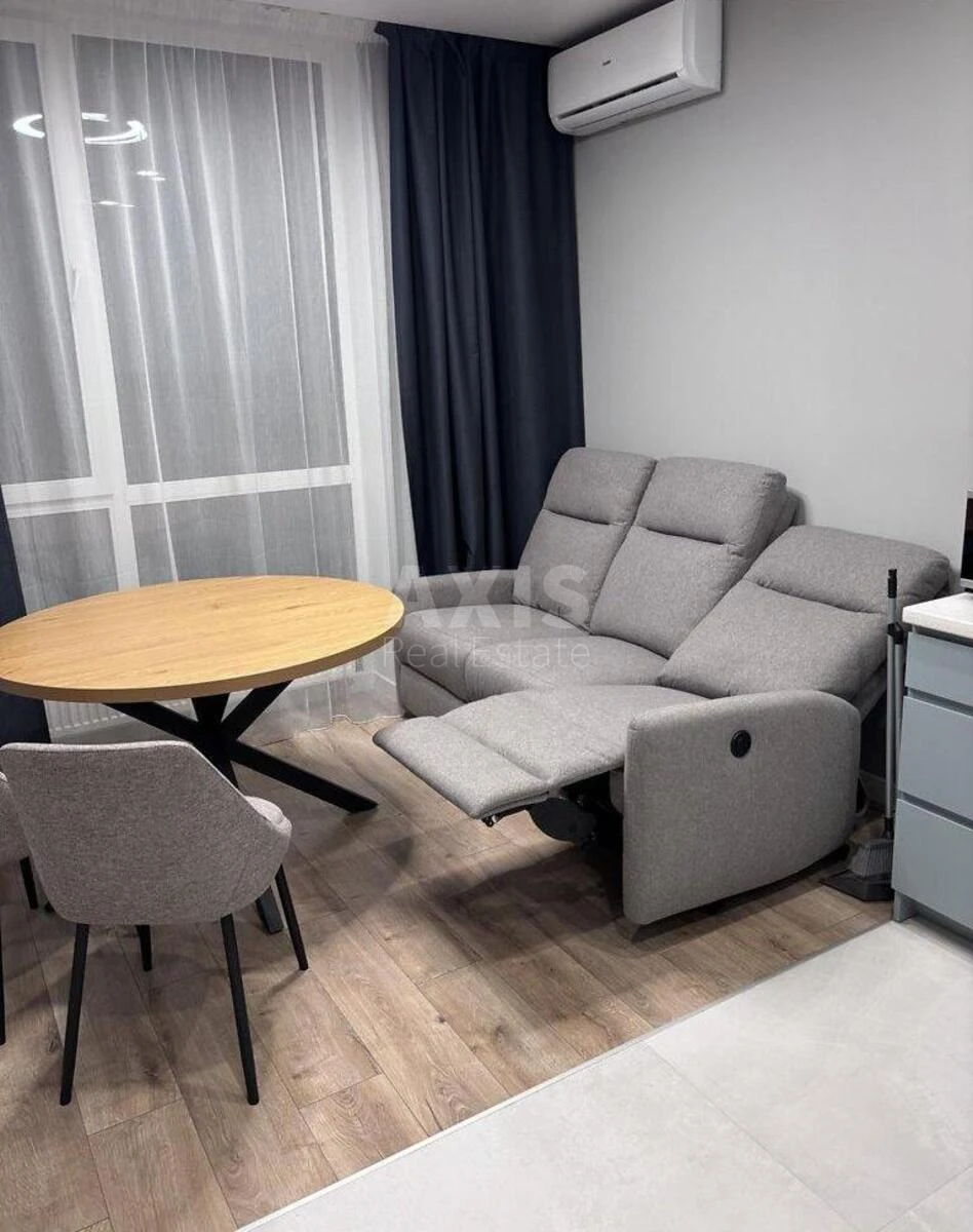 1k apartment vul. Rodyny Kistjakivs'kyh 6654942