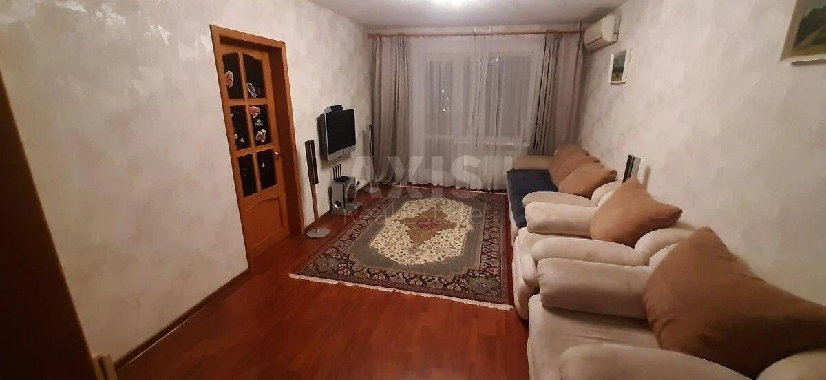 4k apartment vul. Pryrichna 33671810