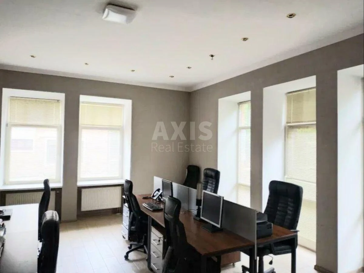 Office vul. Vozdvyzhens'ka 21/23, 136m2672151