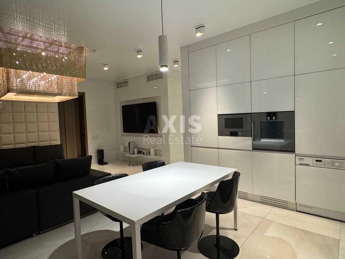 4k apartment vul. Andriya Verkhohlyada 18A677570
