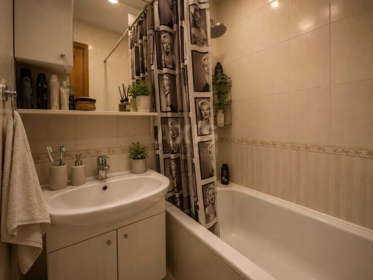 4k apartment vul. Bul'varno-Kudrjavs'ka 157098110