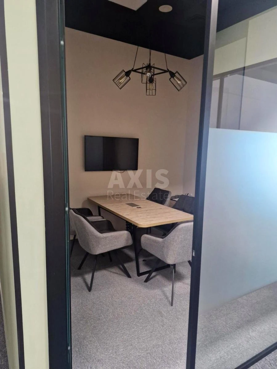 Office pr-t Stepana Bandery 16Б, 564m2692363