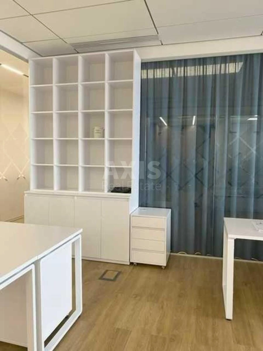 Office vul. Grushevs'kogo Myhajla 9Б, 250m2707653