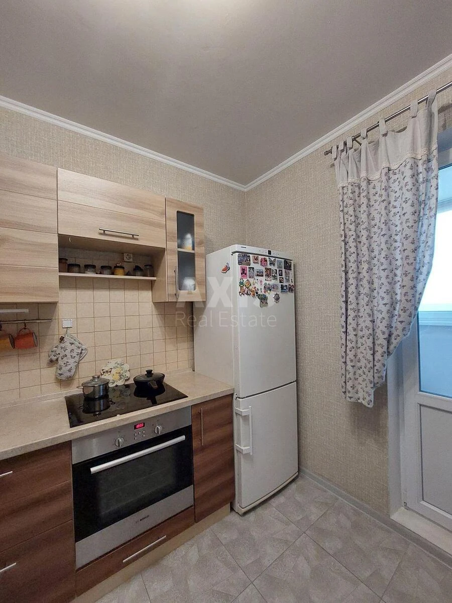 1k apartment vul. Myloslavs'ka 269581