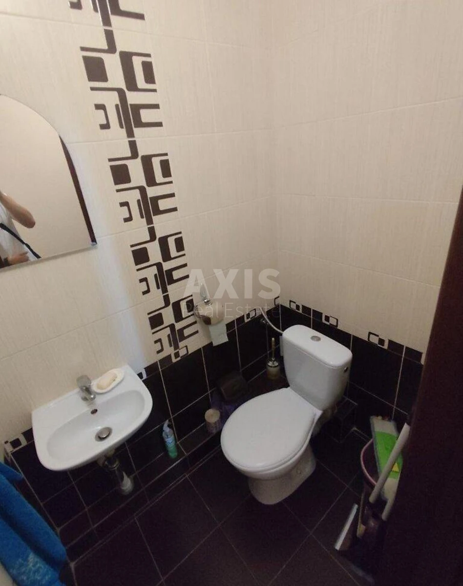 2k apartment vul. Voskresens'ka 14B672817