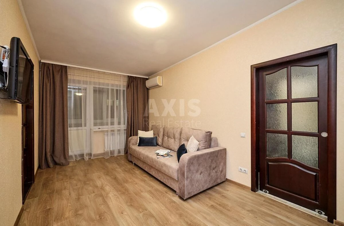 2k apartment vul. Antonovycha 170/1Б665173