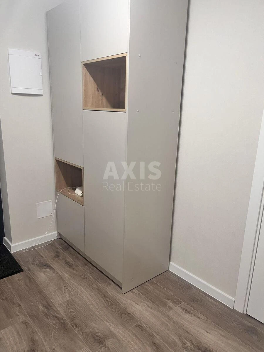 2k apartment pr-t Berestejskij 67712606