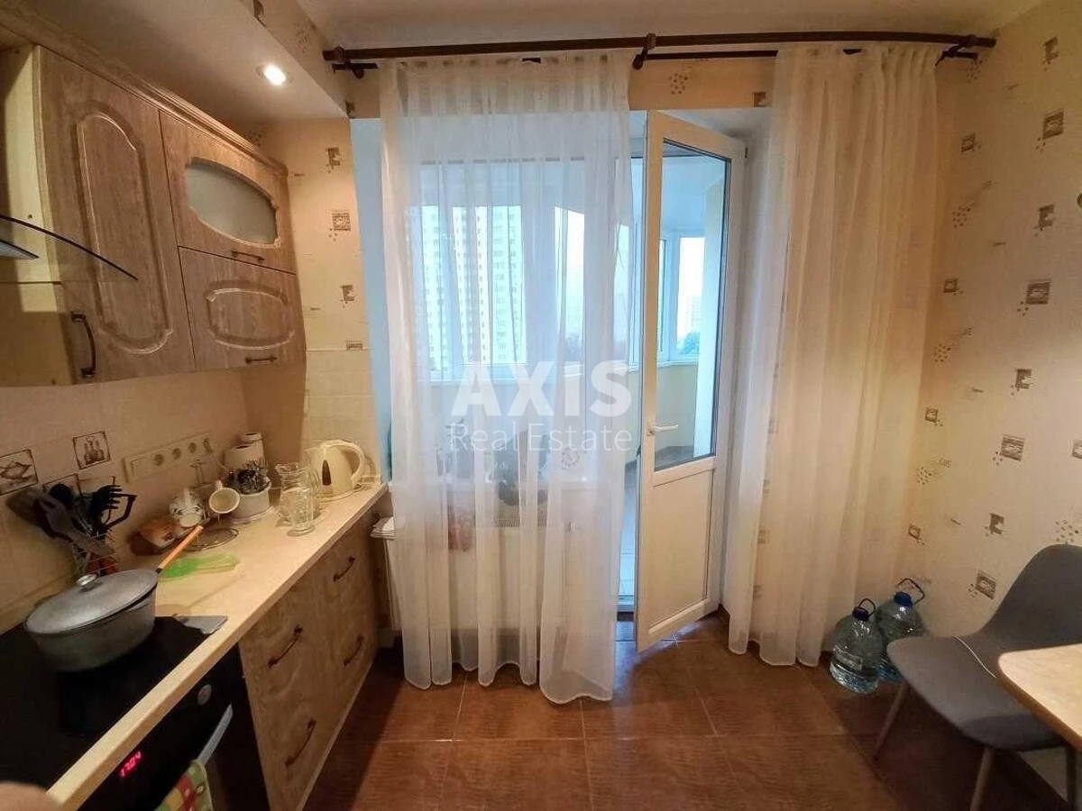 1к квартира ул. Драгоманова 6/161329