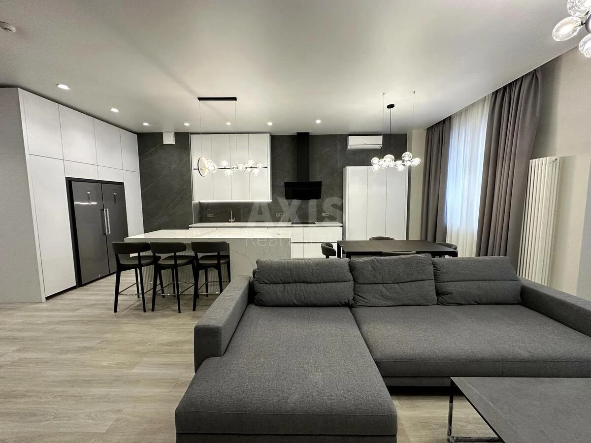 4k apartment vul. Antonovycha 118/96690214