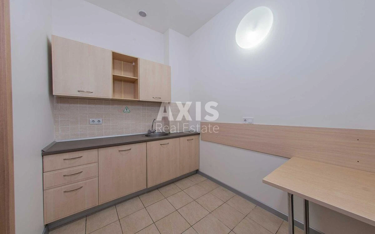 Office vul. Levka Lukyanenka 21, 145m2592452