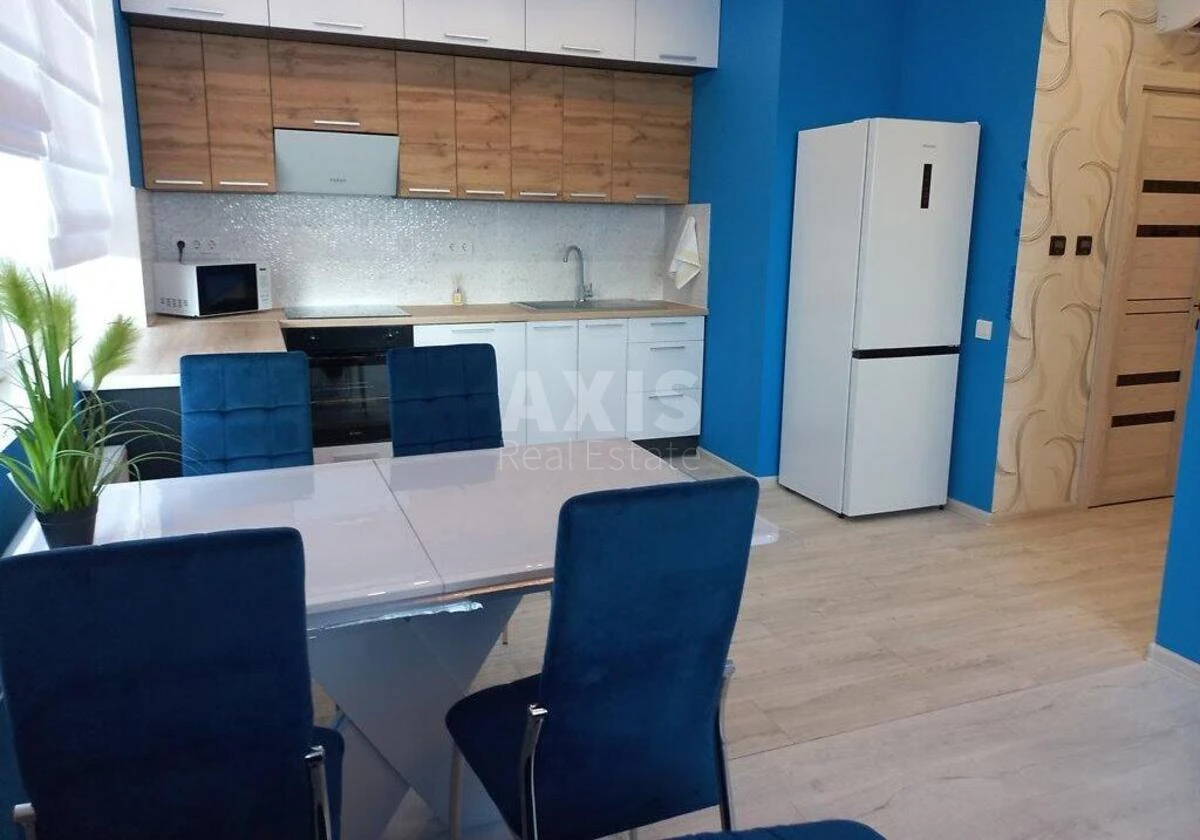 2k apartment vul. Brativ Chybinyeyevykh 8Г702700