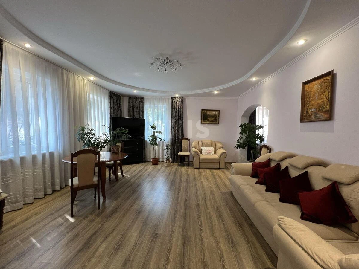 House vul. Uchbova, 135m2, Kyiv city587639