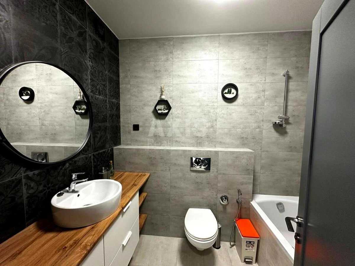 3k apartment vul. Oleksandra Olesja 4Б639127