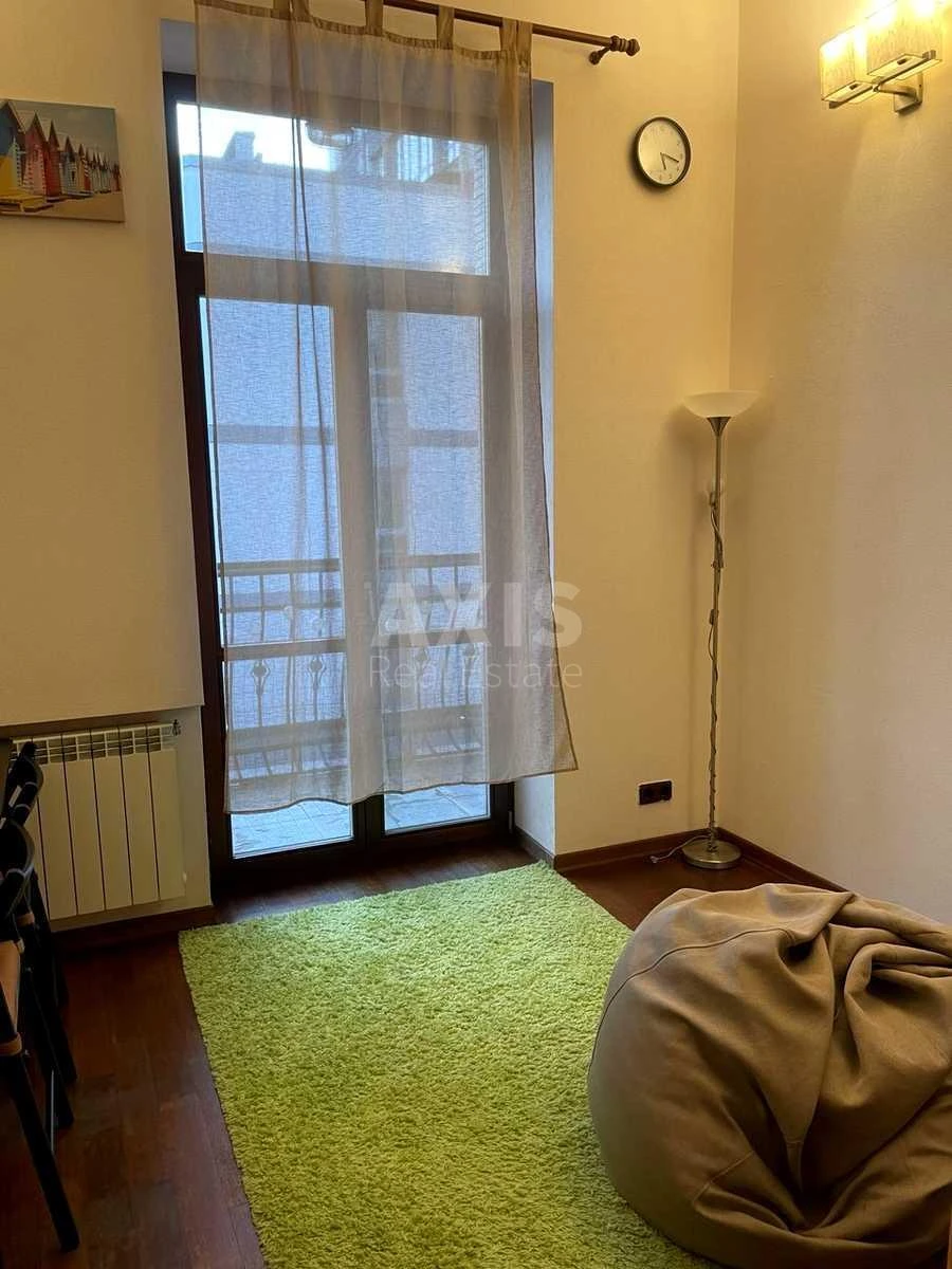 3k apartment vul. Saksagans'kogo 70Б704337