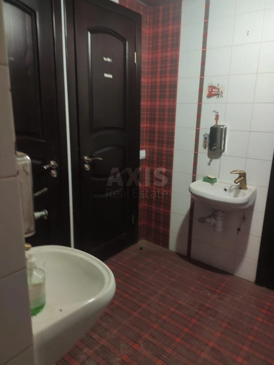 Trade object pr-t Vidradnyj 24/93, 250m2508851