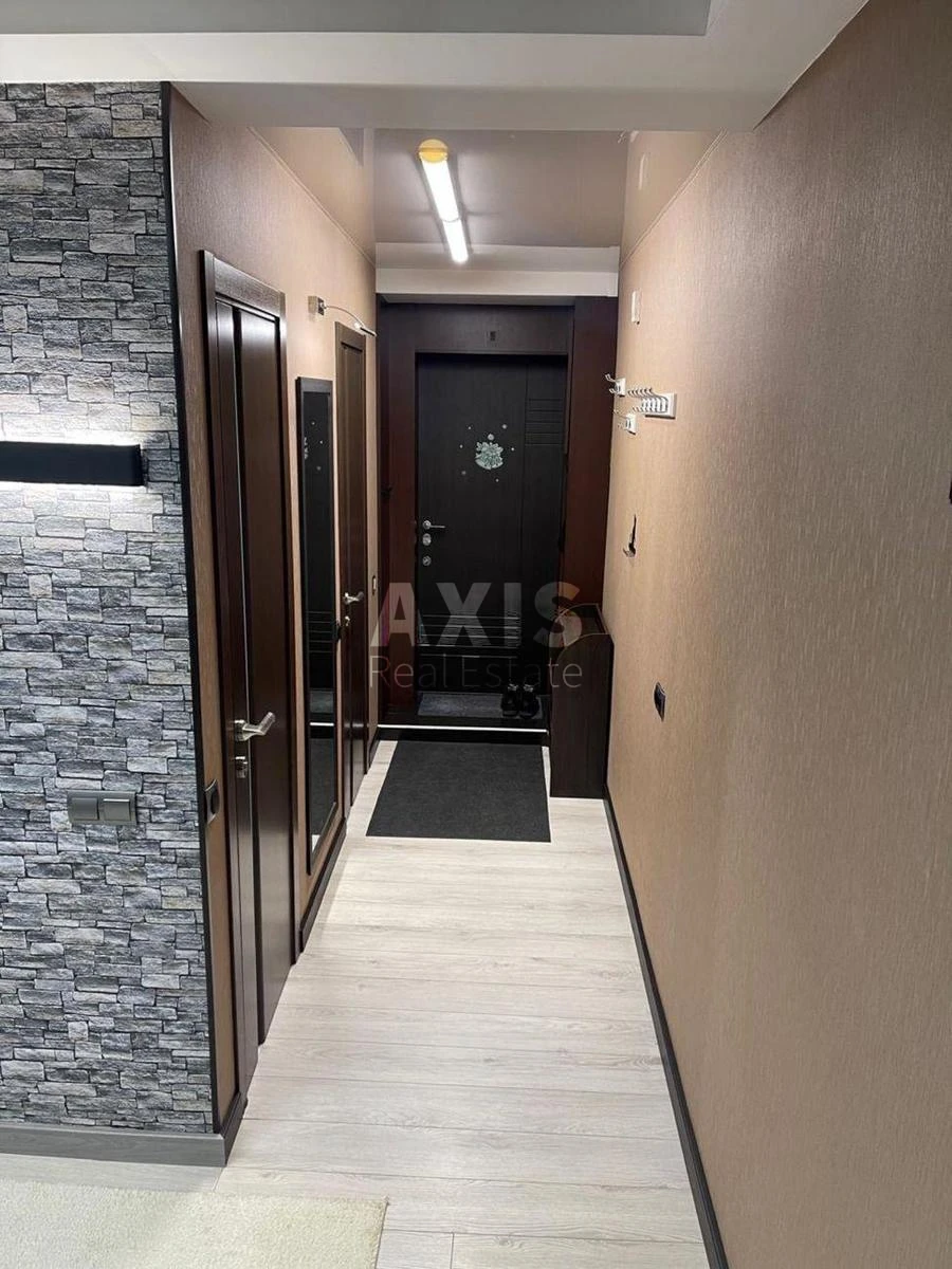 2k apartment bul. Verhovnoi' Rady 264408110