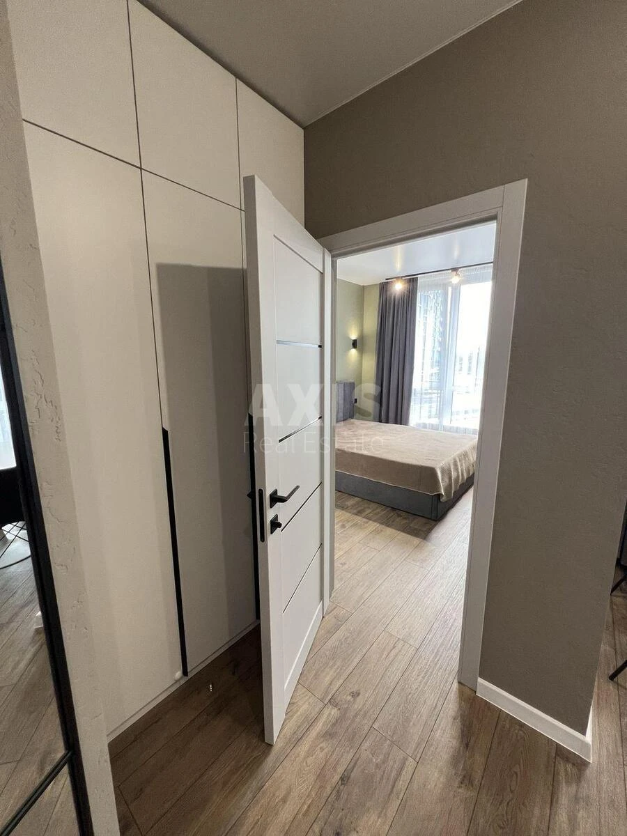 1k apartment vul. Prychal'na 146136710