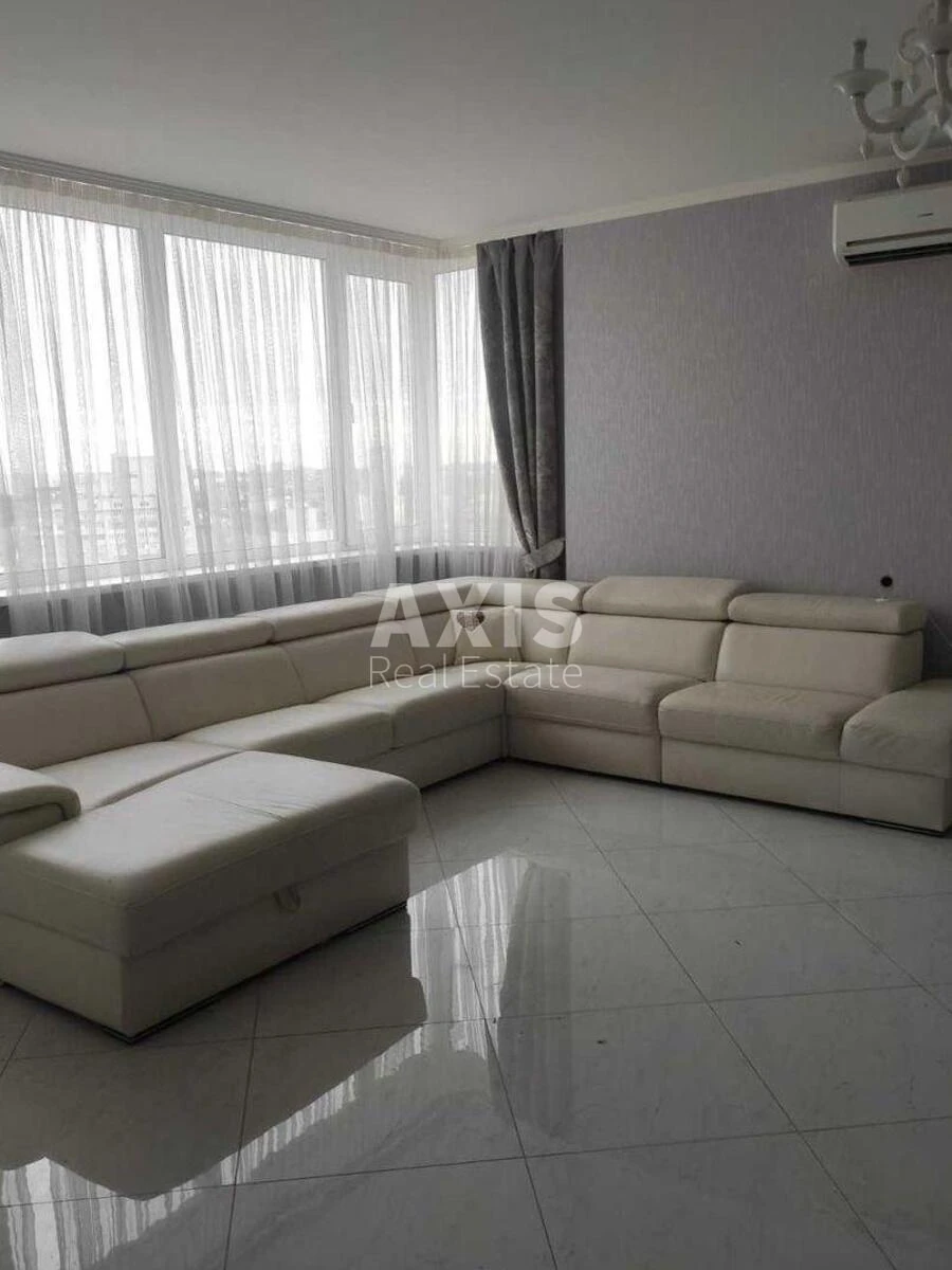 3k apartment pr-t Lobanovs'kogo шість А468923