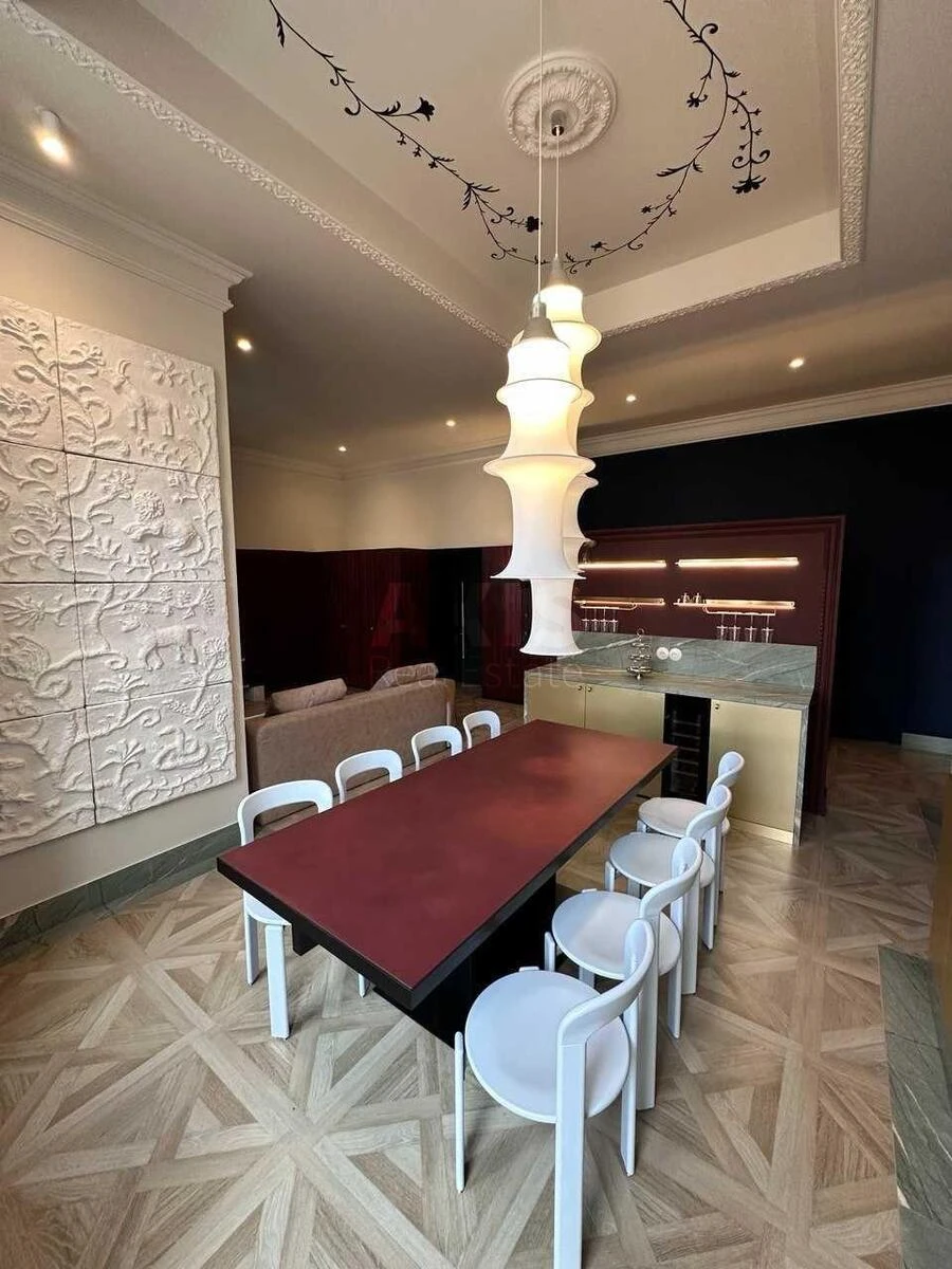 Office vul. Rustaveli Shota 15Б, 135m2661086