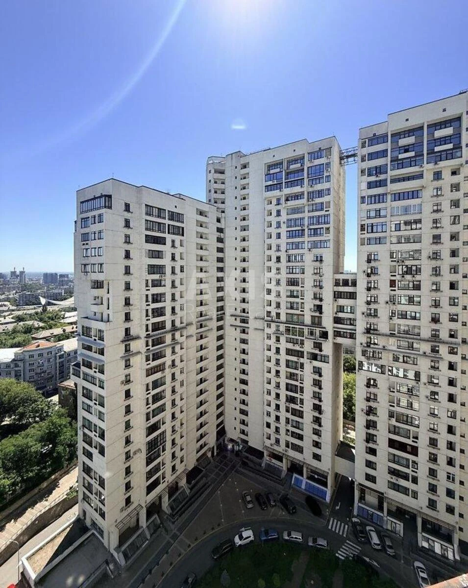 2k apartment vul. Jevgena Konoval'cja 44А69859