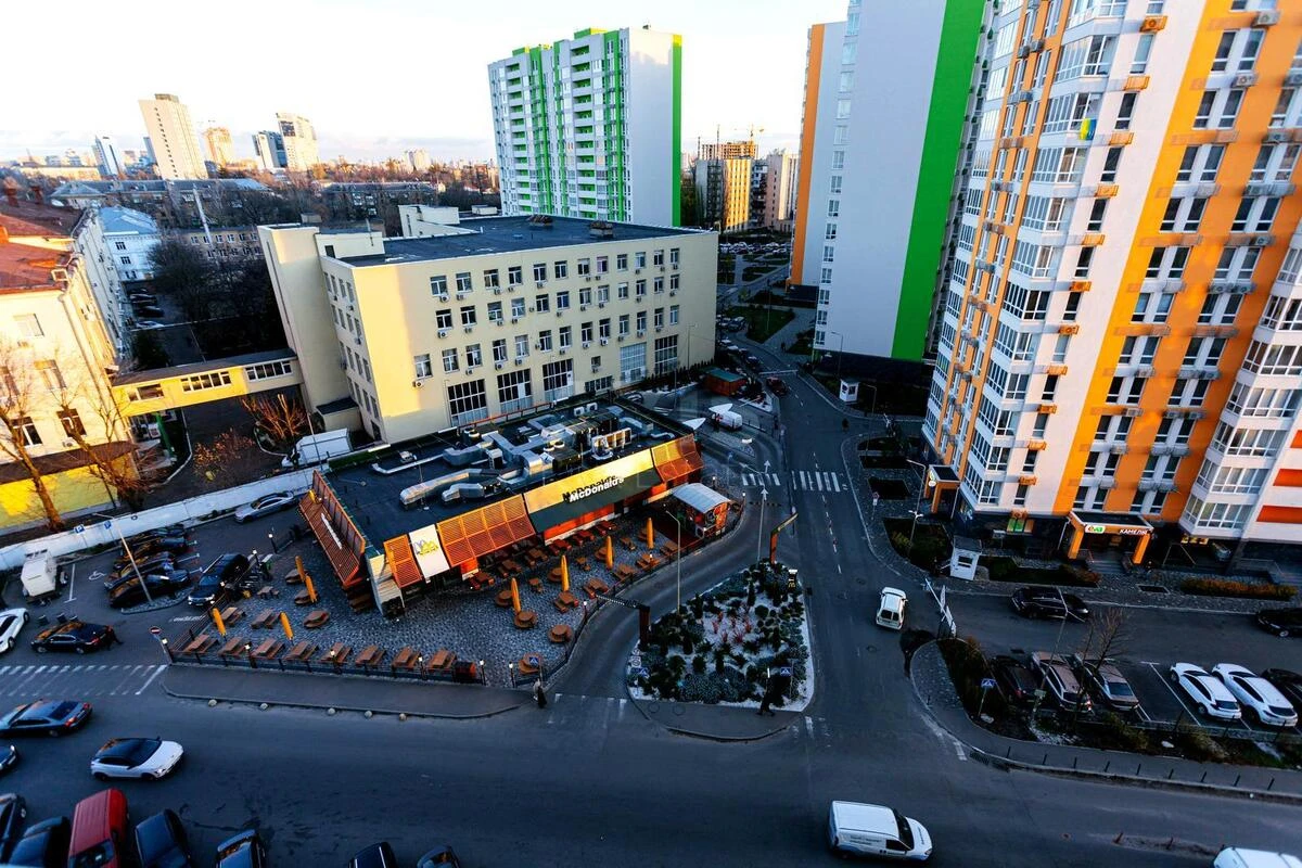 4k apartment pr-t Berestejskij 676234214