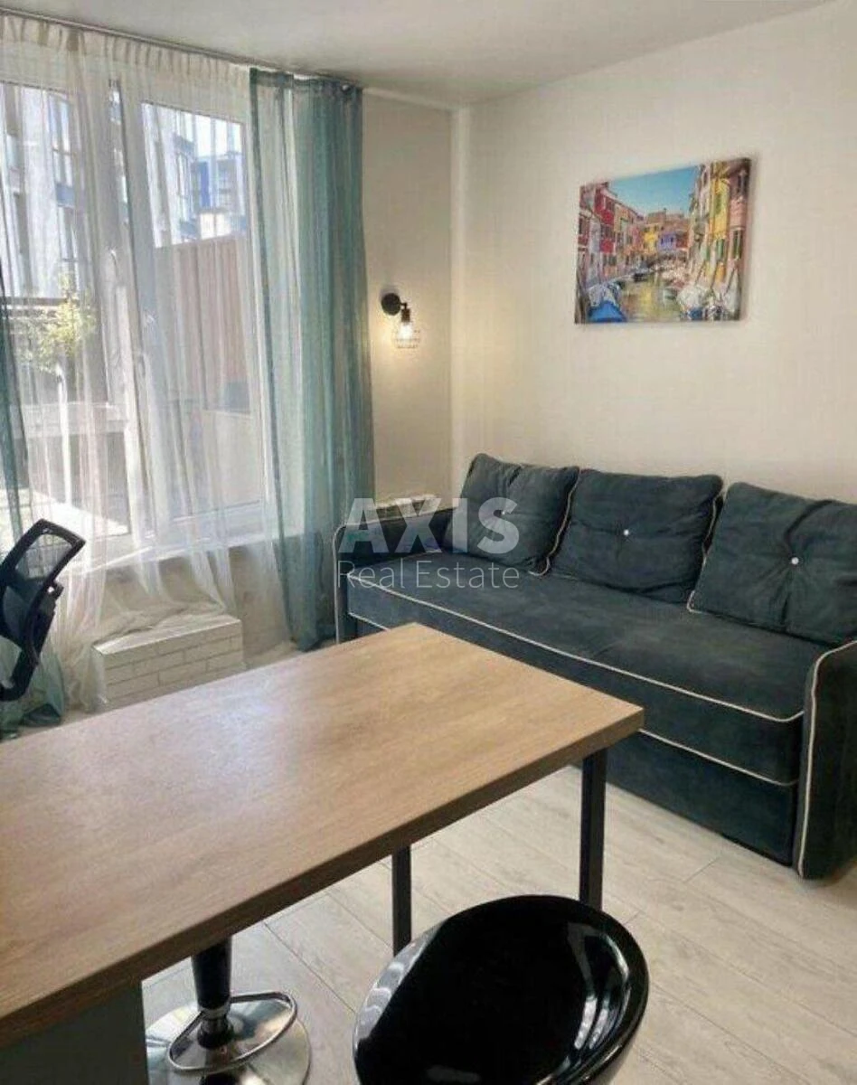 1k apartment vul. Central'na 19663240