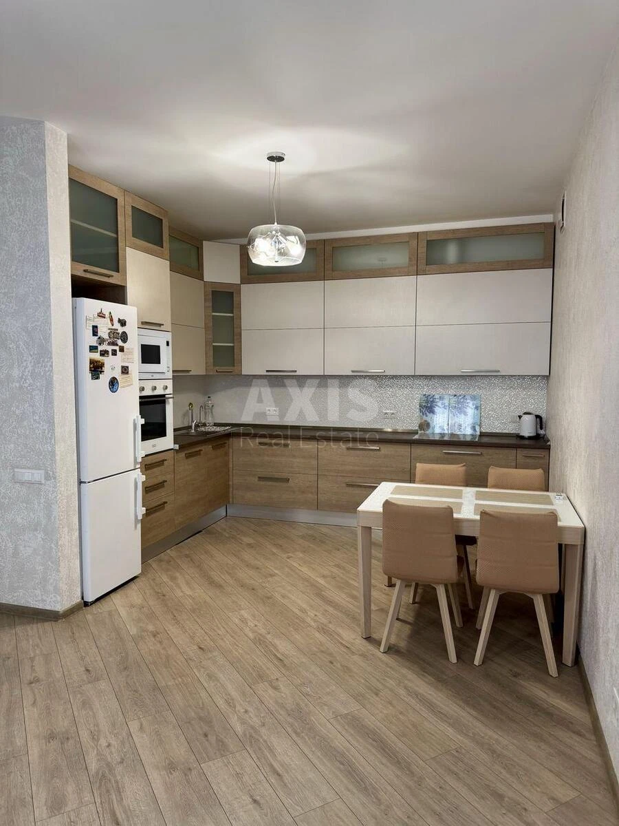 2k apartment vul. Yulia Zdanovska 71Д71082