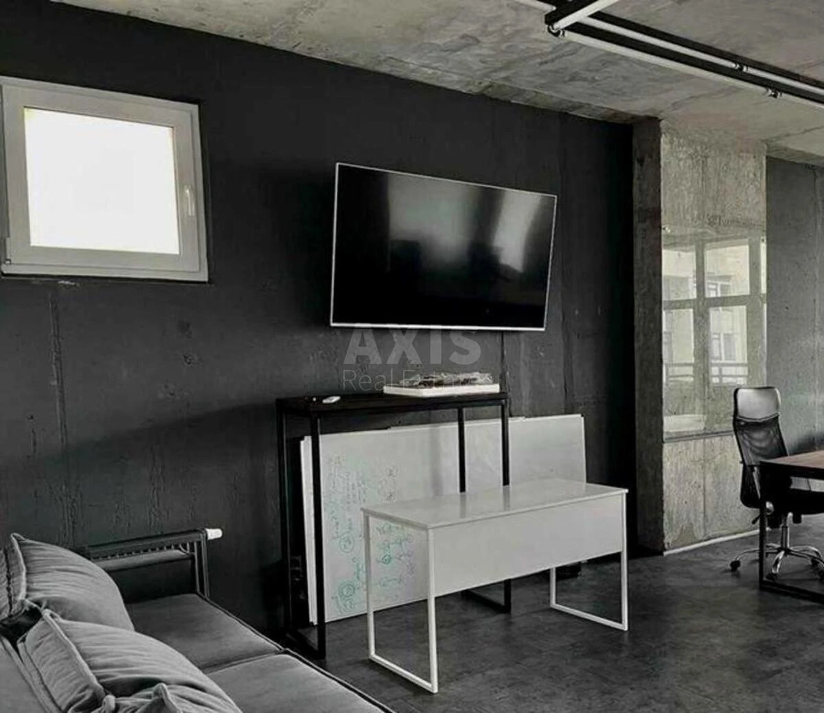 Office vul. Jevgena Konoval'cja 26, 327m2665044