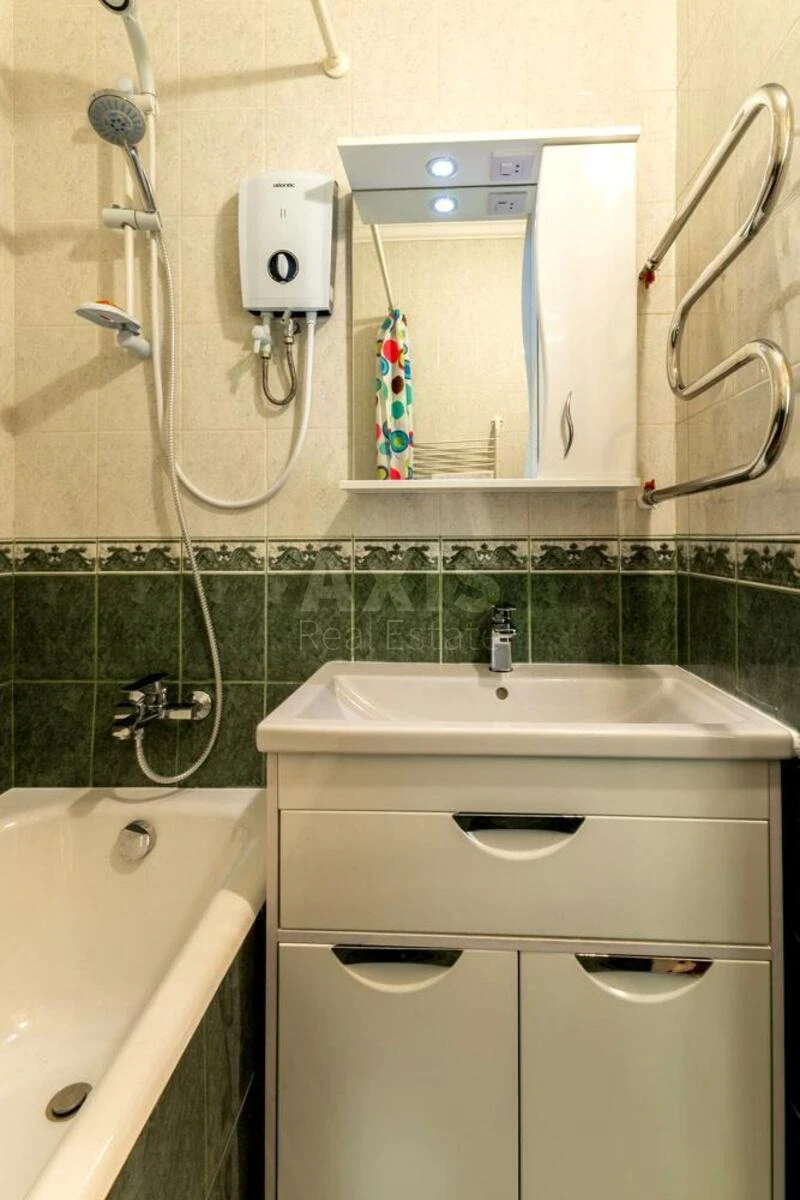 3k apartment vul. Staronavodnyc'ka 46656411