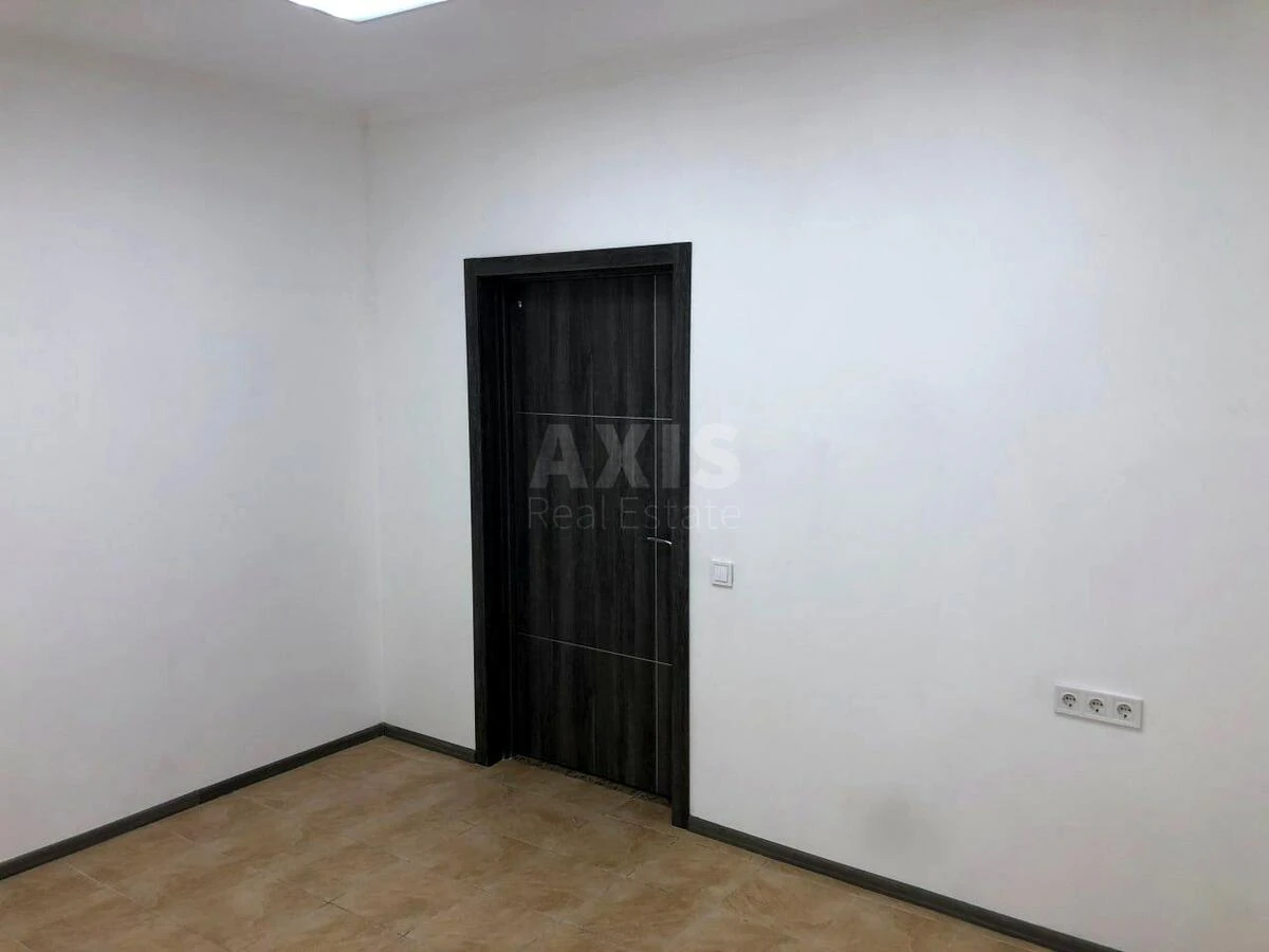 Office vul. Jurkivs'ka 34, 87m2666532