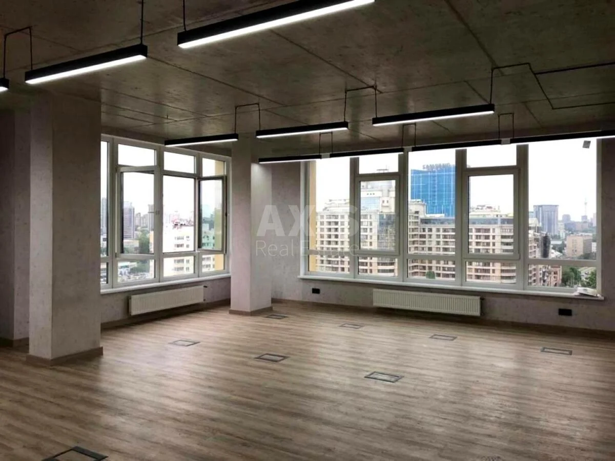 Office vul. Zhyljans'ka 68, 120m2