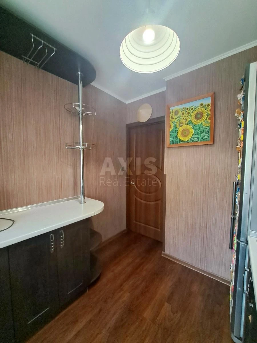 1к квартира ул. Мрии 17Б701641
