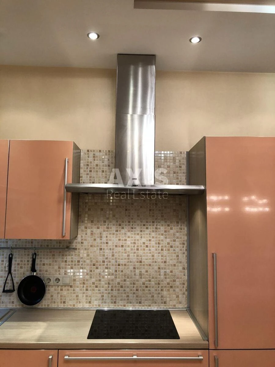 1k apartment vul. Antonovycha 72553630