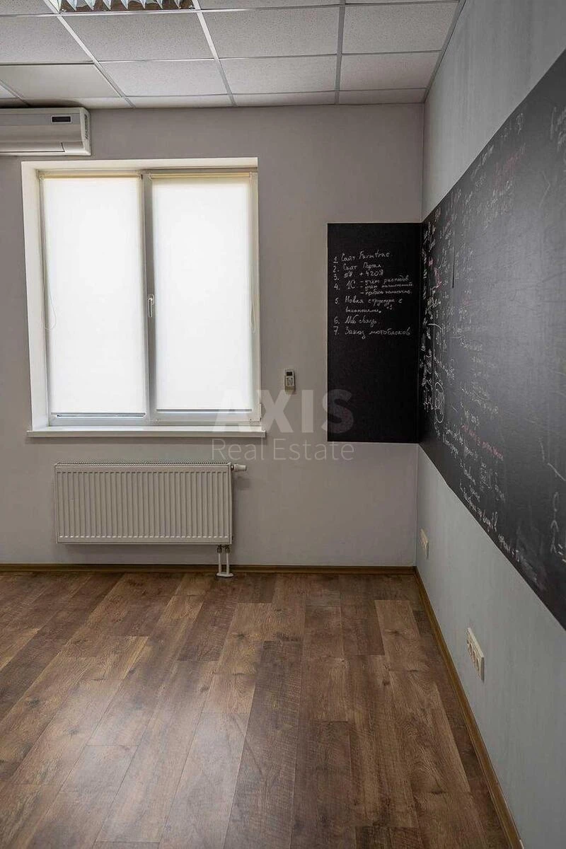 Office pr-t Vidradnyj 95А, 272m264100