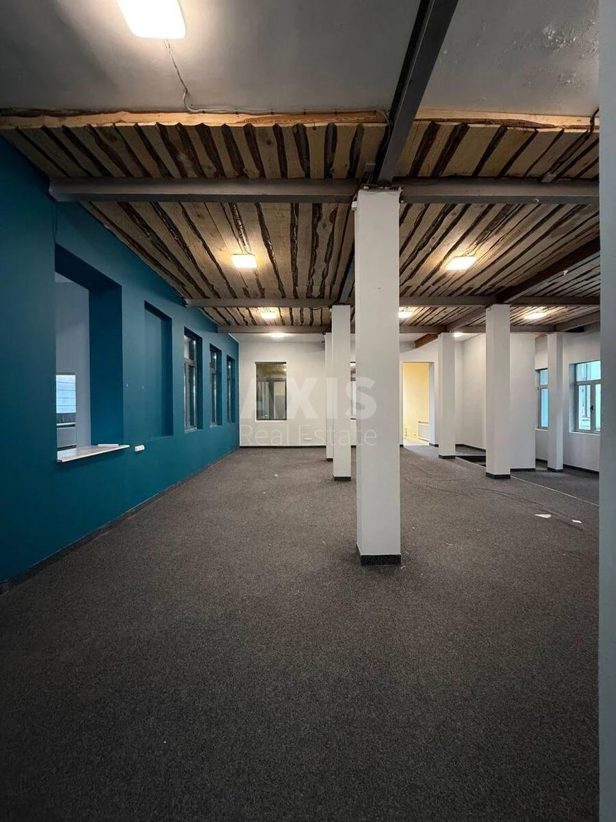 Office vul. Volodymyrs'ka 4, 400m2674840