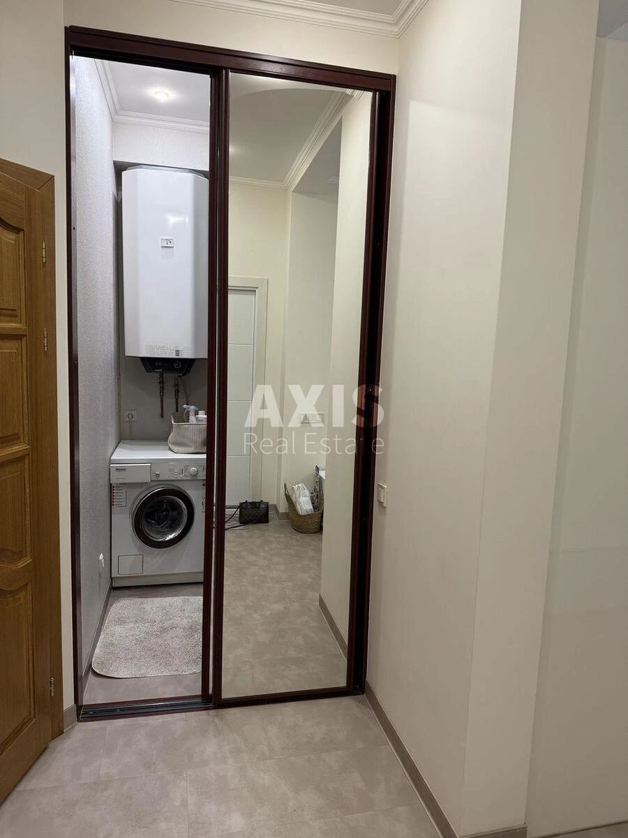 2k apartment vul. Kostjantynivs'ka 22/17613435