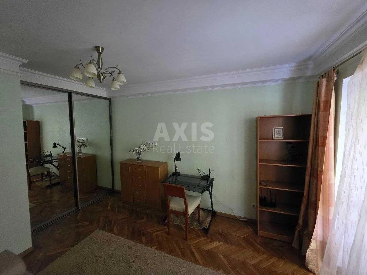 3к квартира ул. Соломенская 387071611