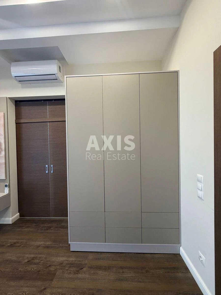 1k apartment pr-t Berestejskij 42675947